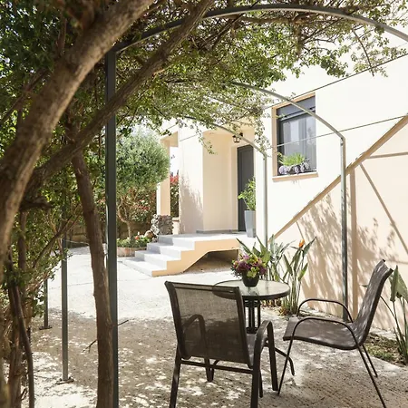 Jena House *